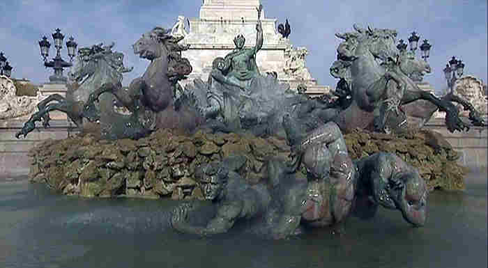 la fontaine des Girondins &agrave; Bordeaux