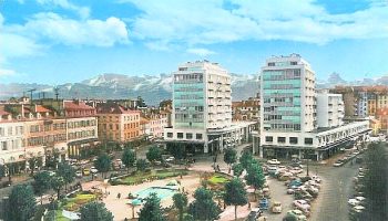 pau place Clemenceauet et les  Pyrenees