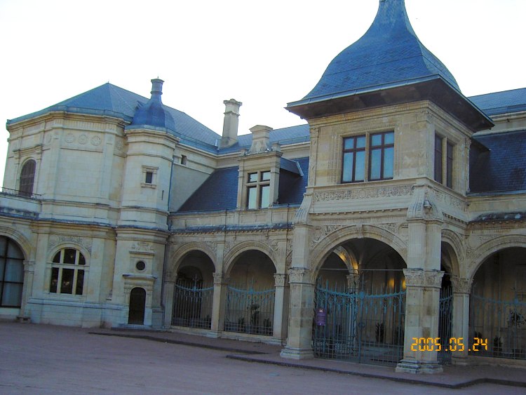 Moulins pavillon Anne Beaujeu