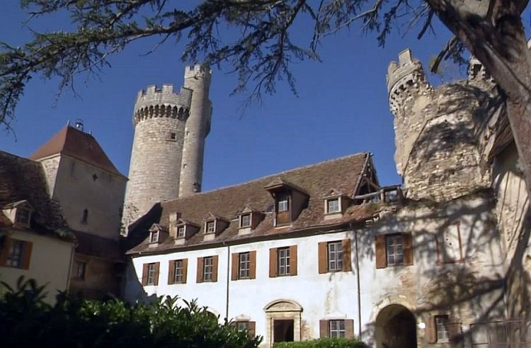chateau de Veauce