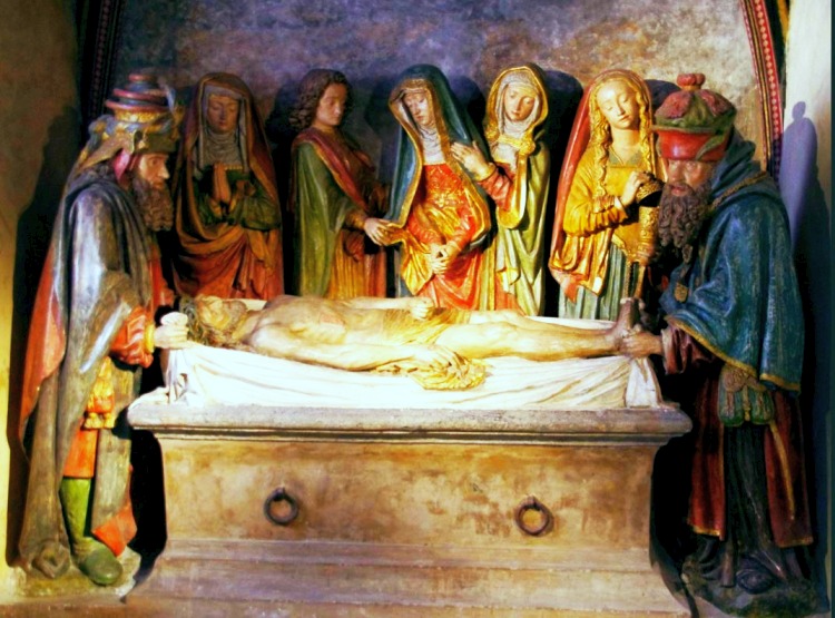Mise au tombeau &eacute;glise St-Mathieu Salers