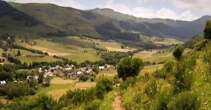 Int&eacute;rieur du Stratvolcan dans le Cantal