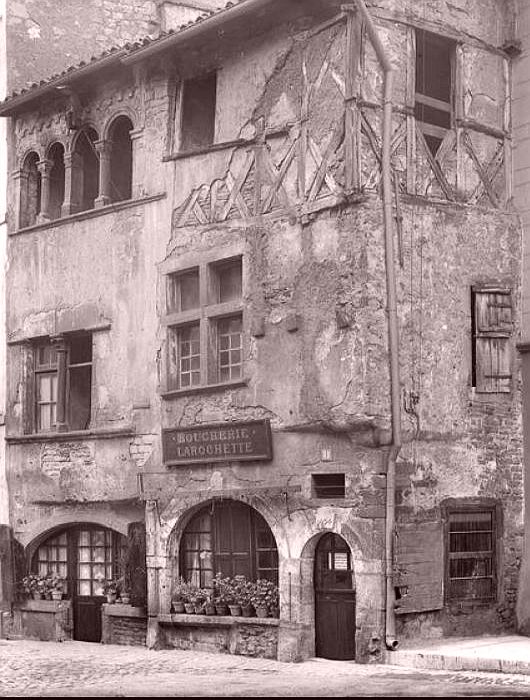 Cluny maison romane