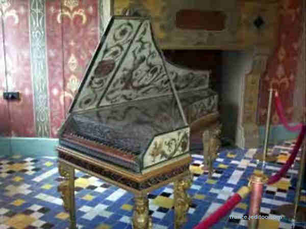 Epinette, salle de musique,  ch&acirc;teau de Blois