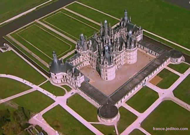 chateau de Chambord vu du ciel