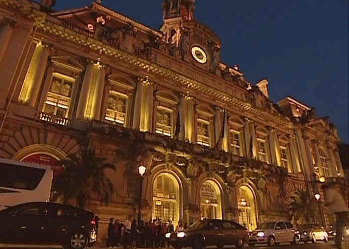 Japonese tourists in Tours France