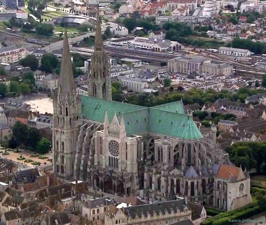 Cath&eacute;drale de Chartres