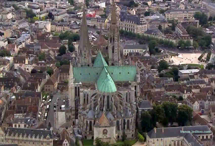 Cath&eacute;drale de Chartres