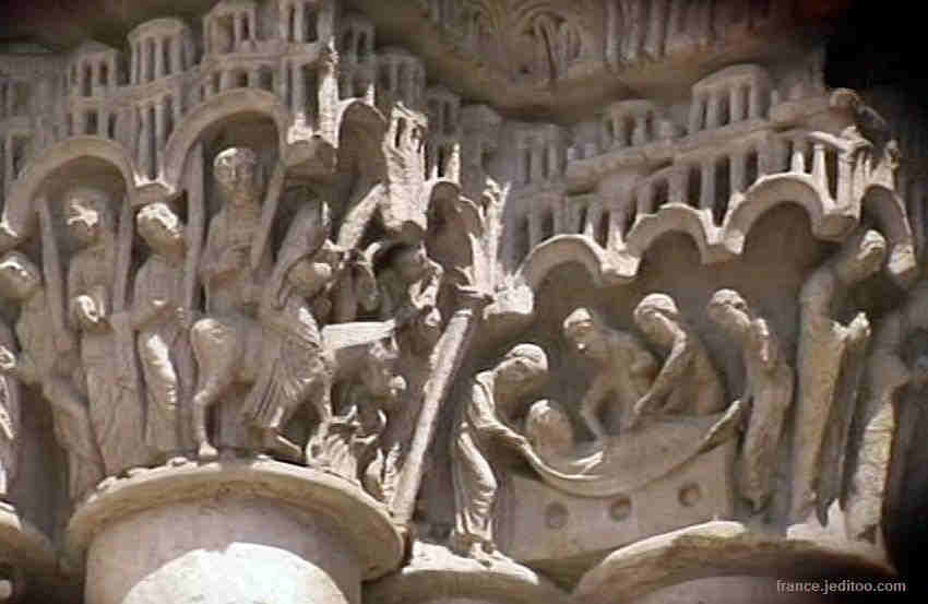 Statuaire fa&ccedil;ade cath&eacute;drale de Chartres