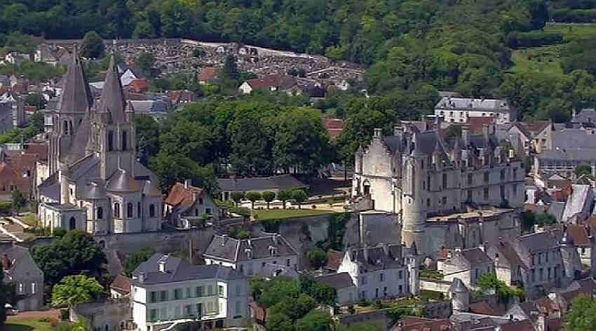 Coll&eacute;giale et ch&acirc;teau de Loches