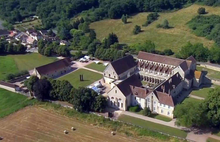 Vue abbaye de Noirlac