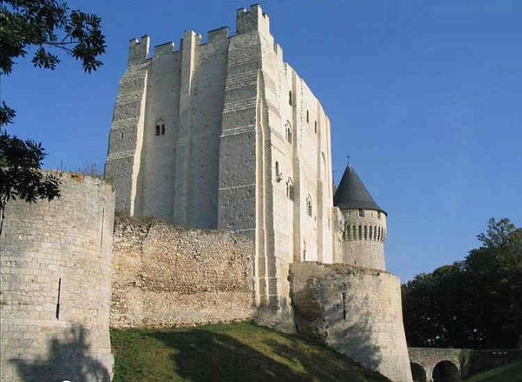 ch&acirc;teau Nogent le Rotrou
