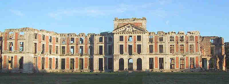 Ch&acirc;teau des St-Simon de nos  jours