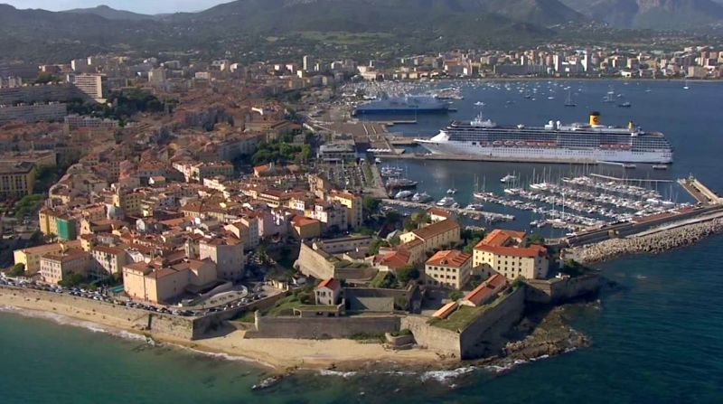 Citadelle et ports d'Ajaccio
