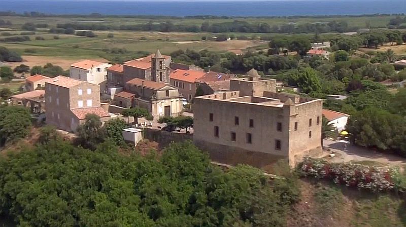 Fort   Matra d'Al&eacute;ria et l'&eacute;glise San Marcello