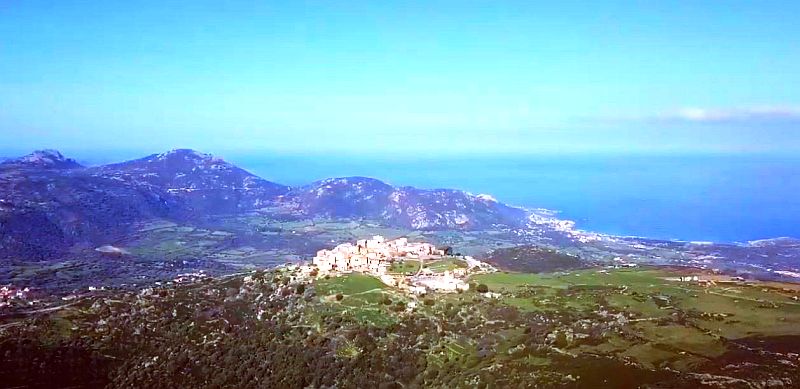 Balagne au-dessus de Calvi