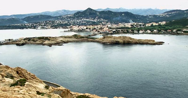 Ile de la Pietra et Ile Rousse Corse