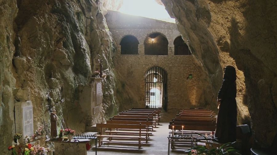 Chapelle troglodytique de  Bugarach