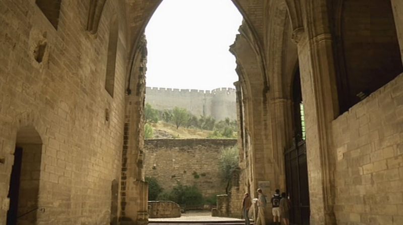 Fort St-Jean vu de la chartreuse &agrave; Villeneuve les Avignon