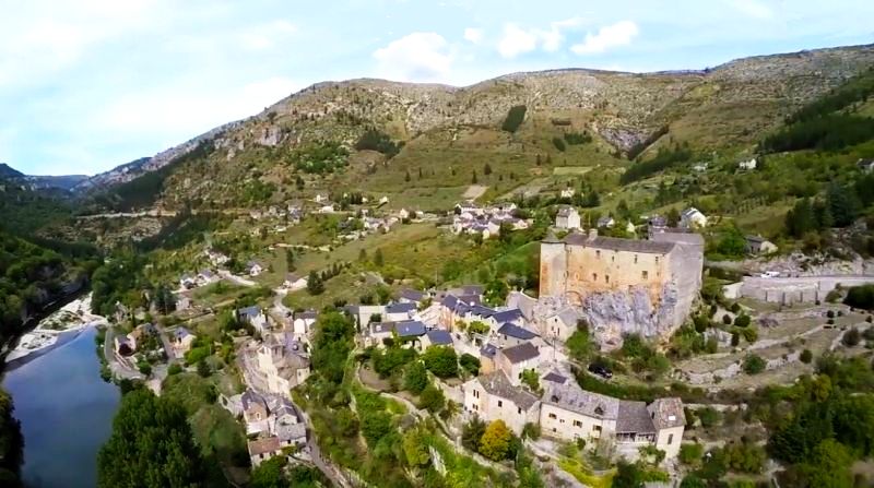 Chateau de Prades &agrave; Ste-Enimie