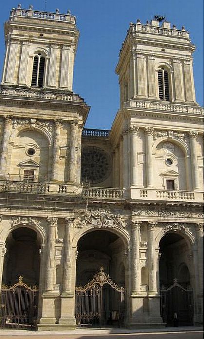Fa&ccedil;ade de la cath&eacute;drale d'Auch