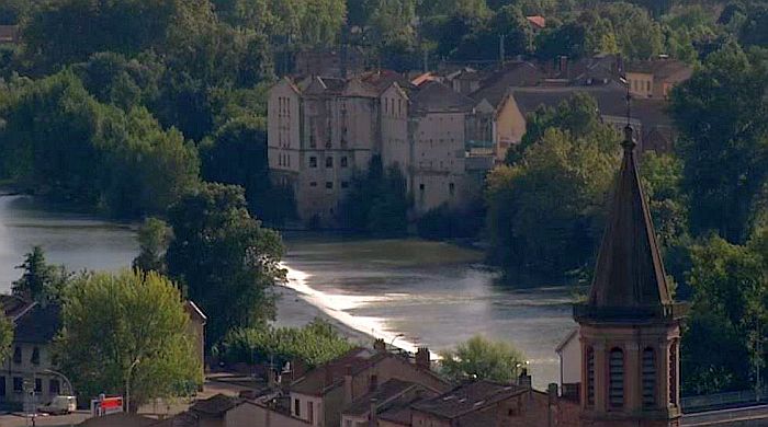 Anciennes usines, bord de Tarn, Montauban