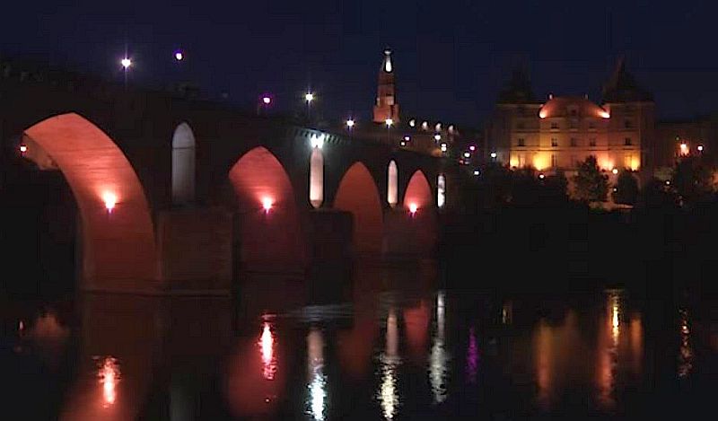Montauban, pont Vieux  la nuit