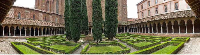Clo&icirc;tre des  Jacobins de Toulouse