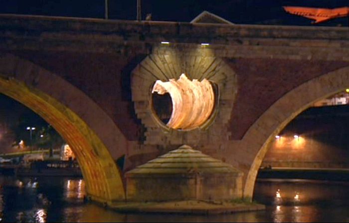 Le Pont neuf le soir &agrave; Toulouse