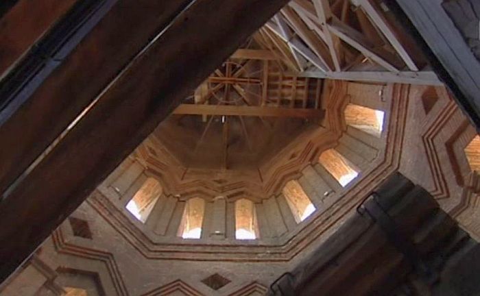 clocher de l'&eacute;glise St-Sernin de Toulouse