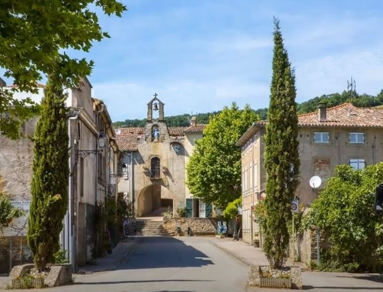 Village de Camon