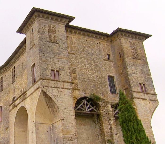 Ch&acirc;teau Lavardens