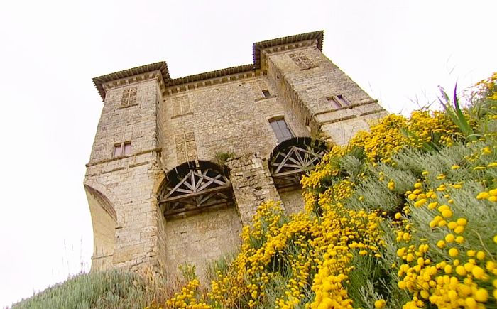 Ch&acirc;teau Lavardens