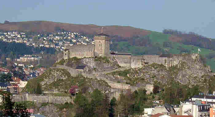 ch&acirc;teau de Lourdes