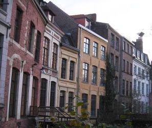 immeubles pr&egrave;s de Notre-Dame de la Treille &agrave; Lille