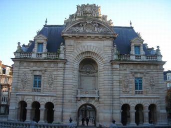 Porte de Paris &agrave; Lille