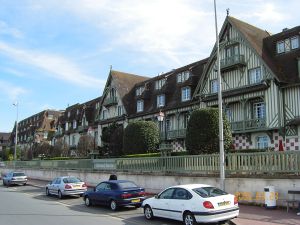 le Normandy face &agrave; la mer- hotel Normandy facing the sea