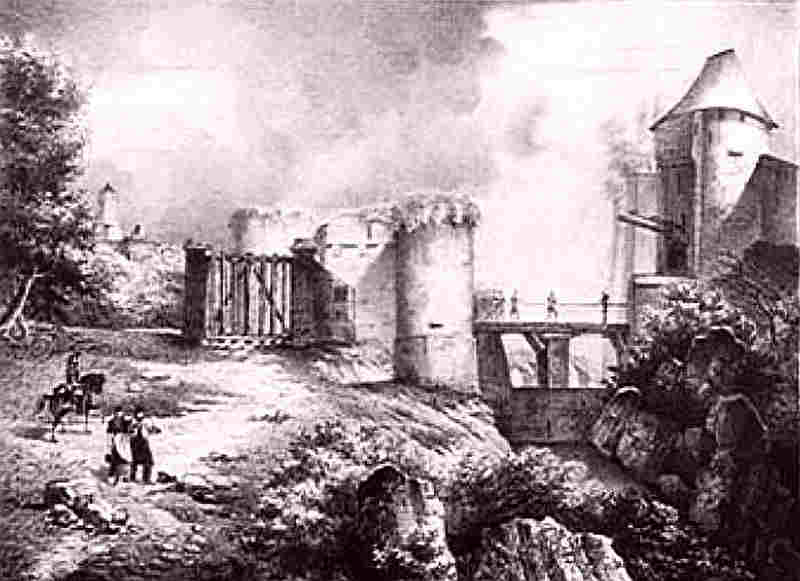 Vue de la porte de secours du ch&acirc;teau de Caen