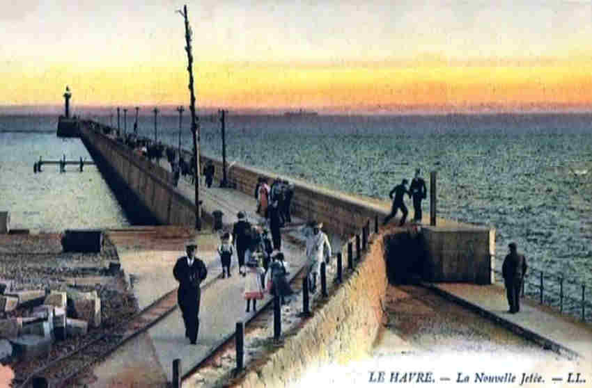 La jet&eacute;e du Havre vers 1904