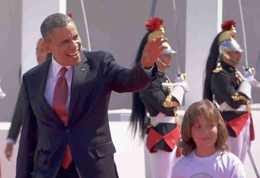Obama greets veterans 70 years d-day