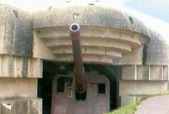 Bunker  allemand sur la c&ocirc;te normande