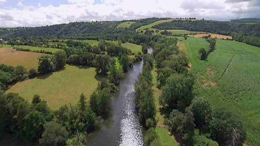 Vall&eacute;e de l'Orne dans le Calvados