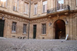 Cour de l'hotel de ville