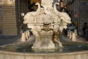Fontaine des 4 Dauphins 1167