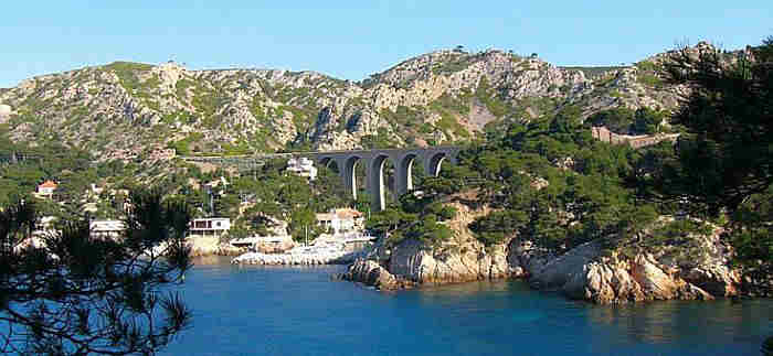 Calanque de M&eacute;jean