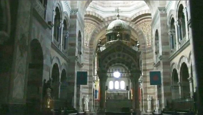 Int&eacute;rieur Cath&eacute;drale de la Major &agrave; Marseille 