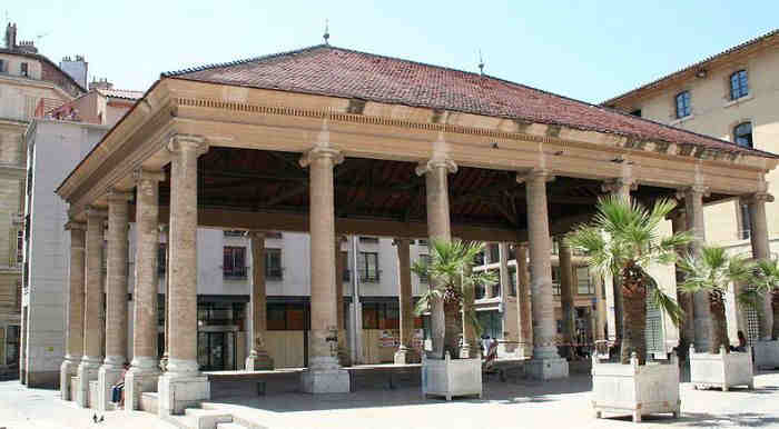 La halle Puget &agrave; Marseille