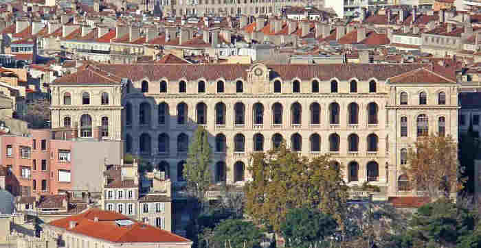 L'H&ocirc;tel Dieu &agrave; Marseille