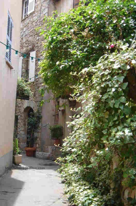 Ruelels du  vieux Mougins