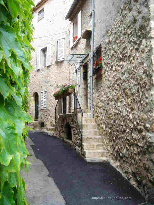 Vieilles pierres  vieux Mougins